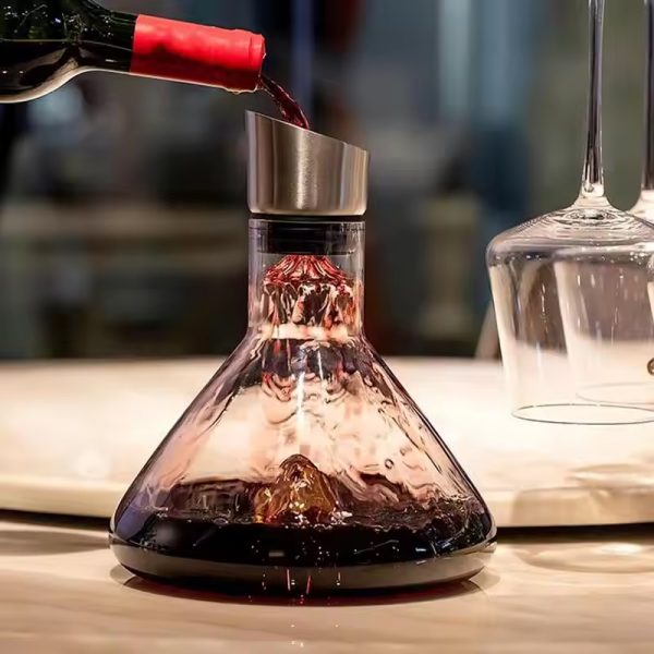 1500ML Hand - blown Crystal Wine Decanter with Built - in Aerator Pourer, ideal for red wine. - Image 9